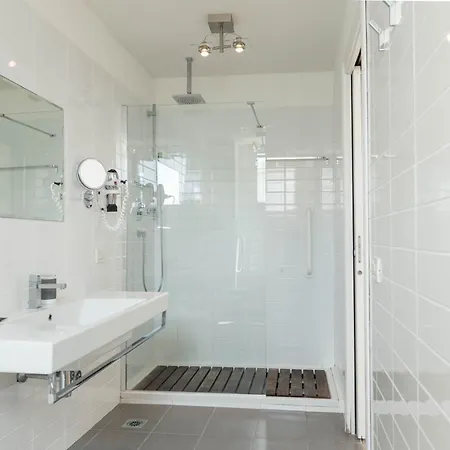 Perla Hotel 4*